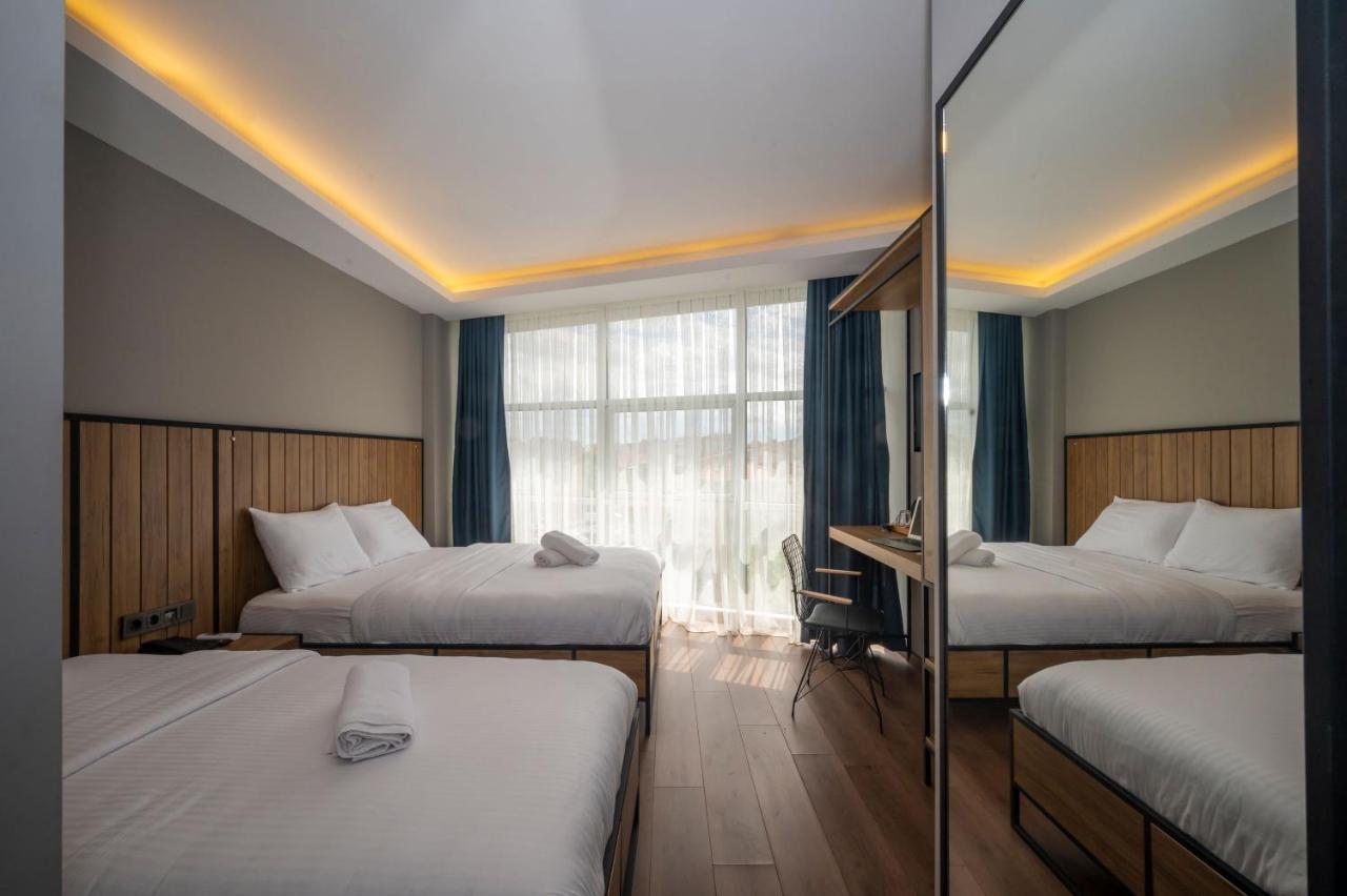 Dem Hotel
