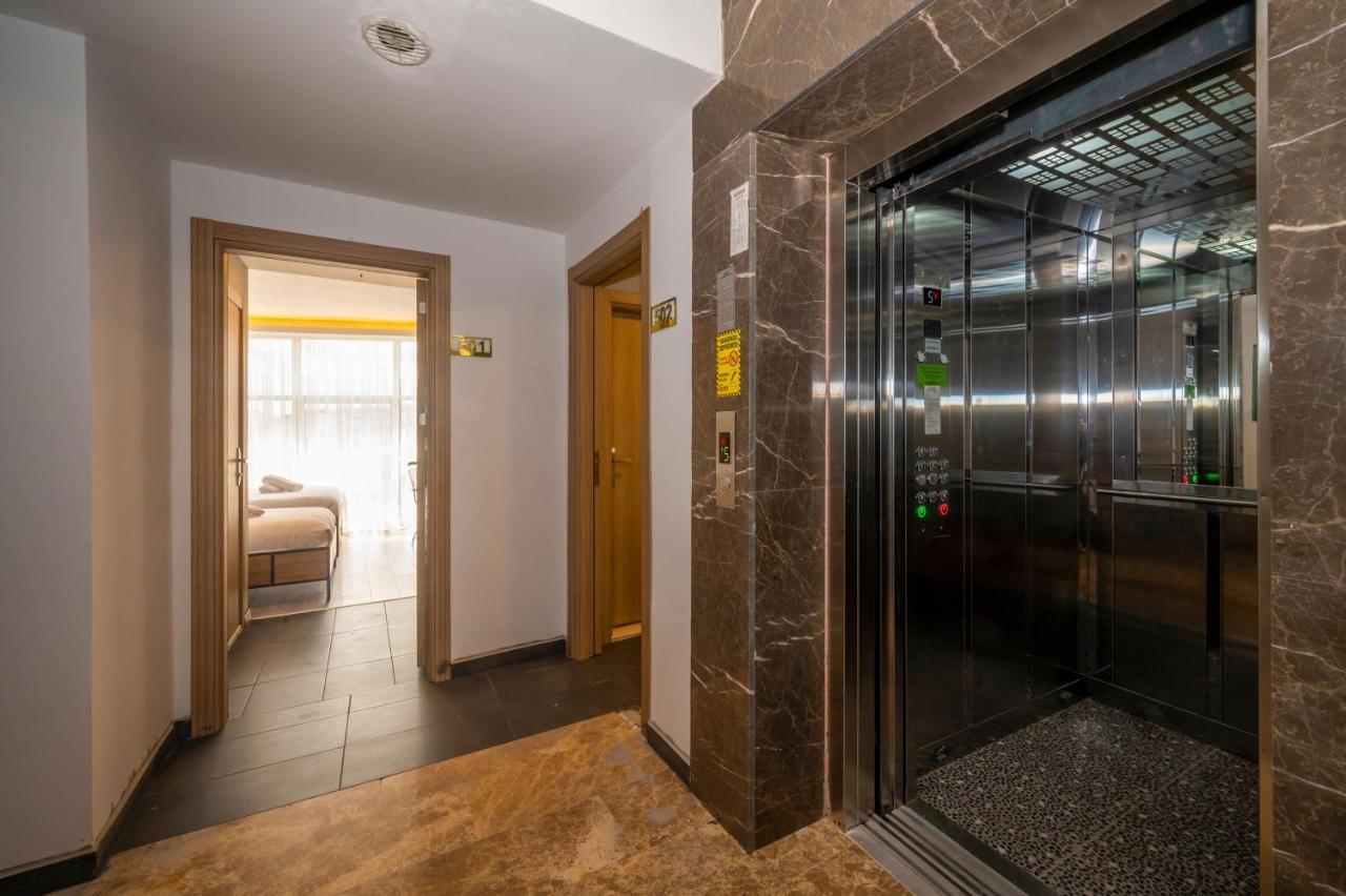 Hotel Dem 3*
