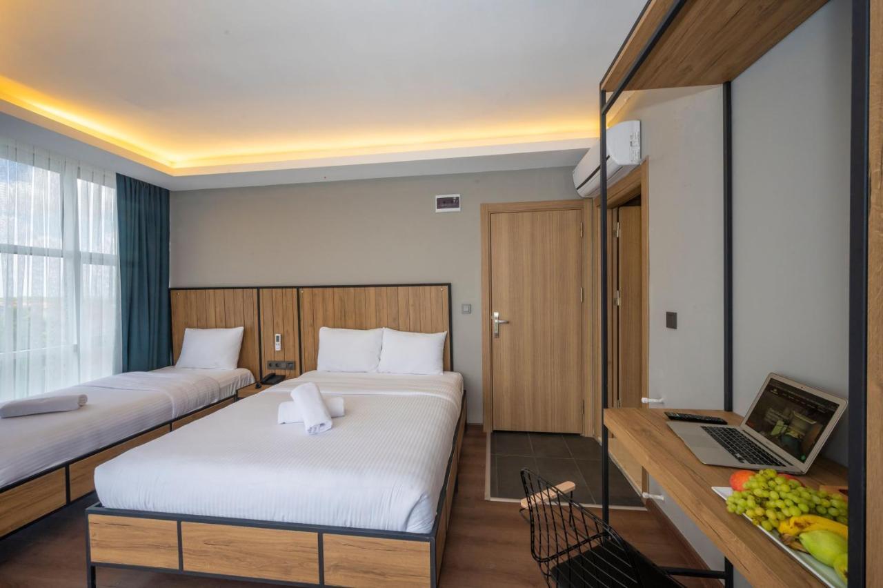 Dem Hotel